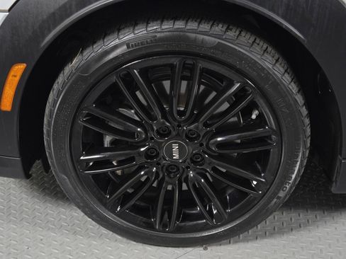 Used 2022 MINI Cooper S image 9