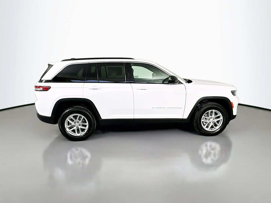 New 2026 Jeep Grand Cherokee Laredo X RWD image 8