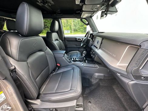 New 2026 Ford Bronco Outer Banks AWD/4WD image 23