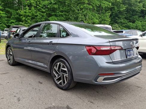Certified 2022 Volkswagen Jetta SEL FWD image 7