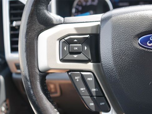 Used 2022 Ford F250 Lariat w/ Lariat Ultimate Package AWD/4WD image 17