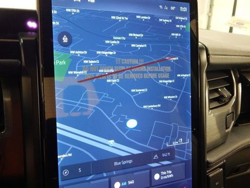 New 2025 Ford F150 Lightning Flash image 25