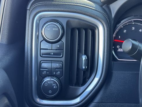 Certified 2023 Chevrolet Silverado 2500 LT w/ Convenience Package image 31