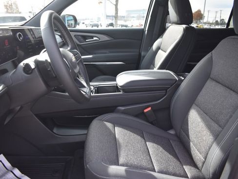 New 2026 Chevrolet Traverse LT w/ Sun and Wheel Package image 14