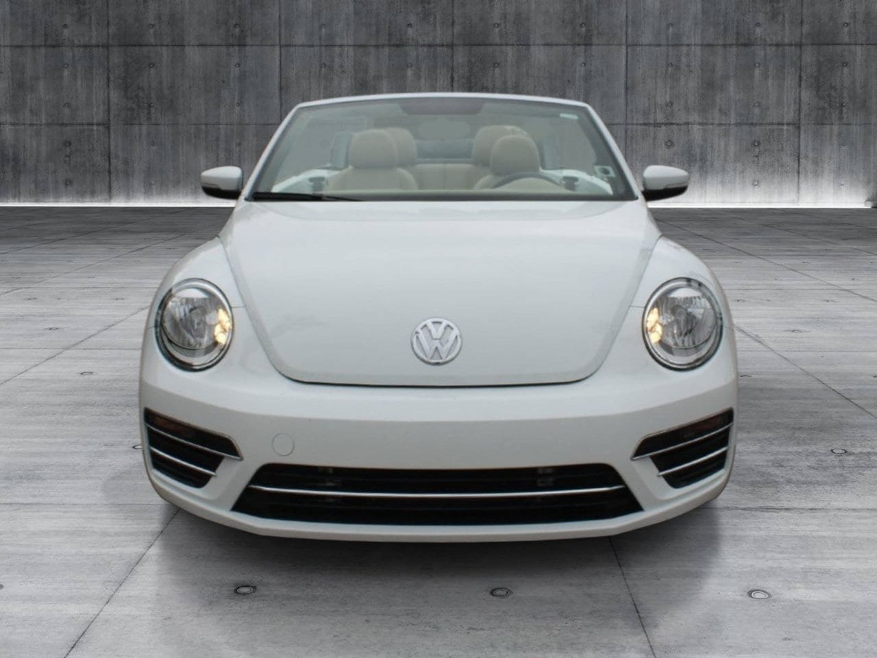 Used 2019 Volkswagen Beetle 2.0T S FWD image 19