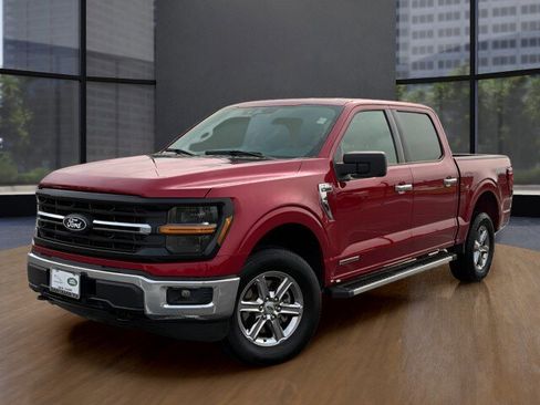 Used 2025 Ford F150 XLT w/ Equipment Group 301A Standard AWD/4WD image 9