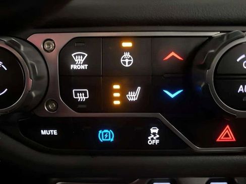 Used 2024 Jeep Wrangler Sahara 4xe w/ Technology Group image 64