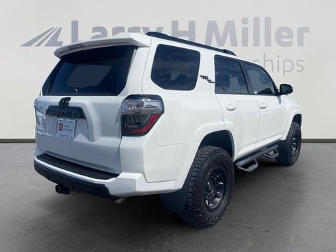 Certified 2023 Toyota 4Runner TRD Off-Road Premium w/ Moonroof Package image 5