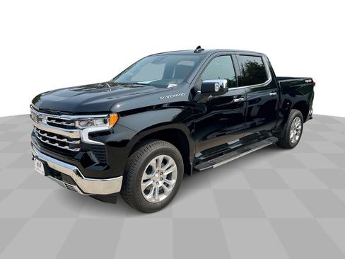 Used 2026 Chevrolet Silverado 1500 LTZ w/ LTZ Premium Package AWD/4WD image 5
