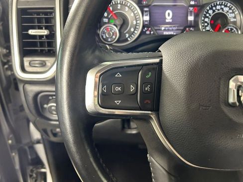 Used 2022 RAM 1500 Laramie AWD/4WD image 16