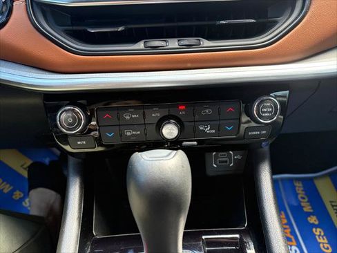 Certified 2025 Jeep Compass Limited AWD/4WD image 23