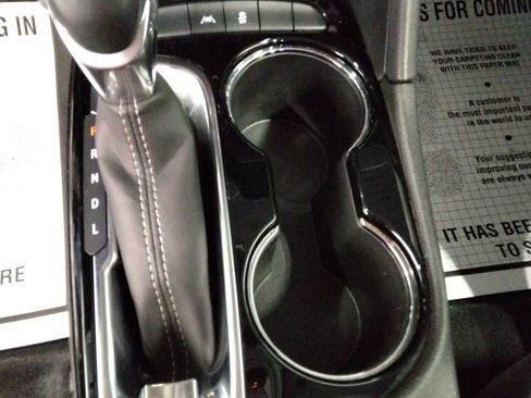 Used 2025 Buick Encore GX Preferred image 19