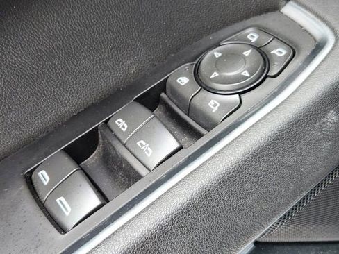 Used 2026 GMC Sierra 1500 SLT image 22