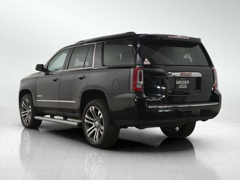 Used 2018 GMC Yukon Denali image 3