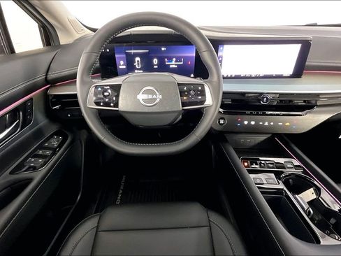 Certified 2025 Nissan Murano SL image 7