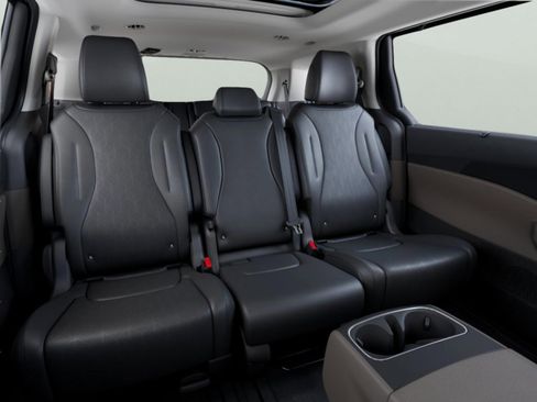 New 2026 Kia Carnival SX FWD image 12