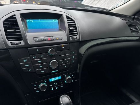 Used 2011 Buick Regal CXL image 11