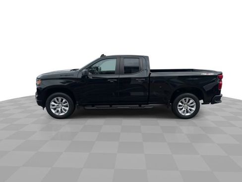 Certified 2022 Chevrolet Silverado 1500 Custom w/ LPO, Dark Essentials Package AWD/4WD image 5