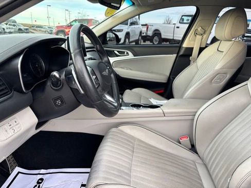Used 2019 Genesis G70 3.3T Advanced w/ Elite Package image 11