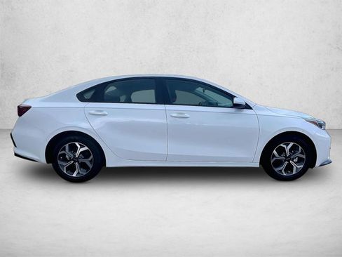 Used 2021 Kia Forte LXS FWD image 5