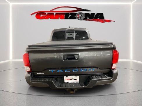 Used 2016 Toyota Tacoma SR image 4