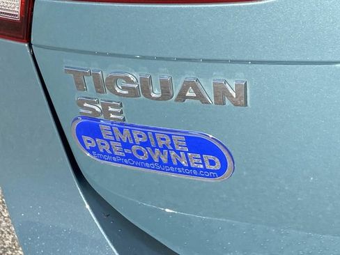 Used 2020 Volkswagen Tiguan SEL FWD image 32