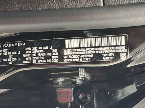 Used 2022 Jeep Renegade Limited AWD/4WD image 35