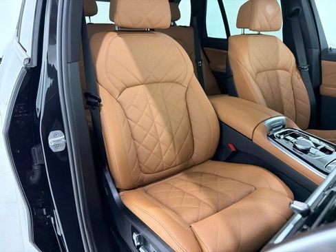 Used 2024 BMW X5 xDrive50e w/ M Sport Package AWD/4WD image 19
