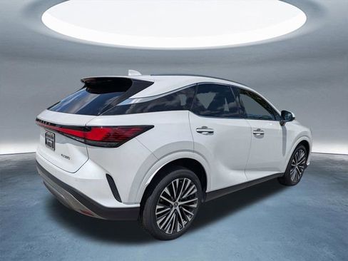 Used 2023 Lexus RX 350 Premium Plus w/ Cold Area Package FWD image 4
