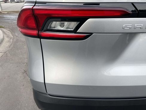 Used 2025 Toyota Grand Highlander FWD image 20