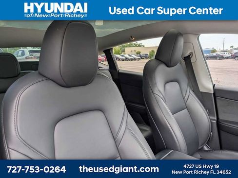 Used 2023 Tesla Model Y Long Range AWD/4WD image 6