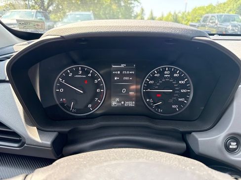 Used 2025 Subaru Crosstrek 2.5i Premium AWD/4WD image 7