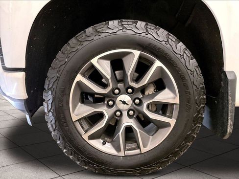 Used 2019 Chevrolet Silverado 1500 RST AWD/4WD image 8