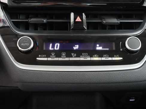 Certified 2024 Toyota Corolla LE FWD image 18