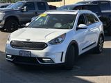Used 2018 Kia Niro Touring image 3