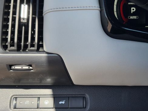 New 2026 Nissan Pathfinder SL AWD/4WD image 27