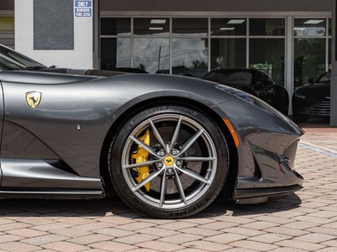 Used 2022 Ferrari 812 GTS RWD image 53