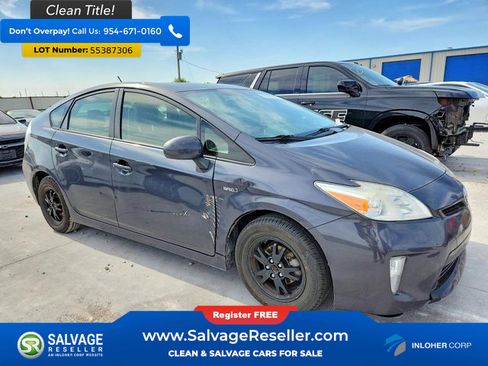 Used 2014 Toyota Prius Two FWD image 5