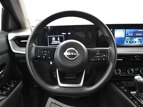 Used 2025 Nissan Kicks SV FWD image 20