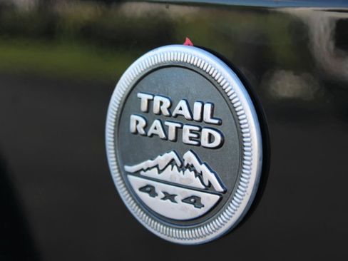 Used 2015 Jeep Wrangler Unlimited Sport AWD/4WD image 12