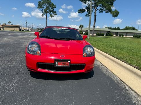 Used 2002 Toyota MR2 RWD image 12