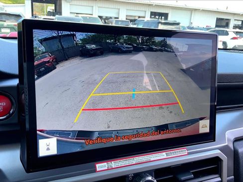 Used 2025 Toyota Tacoma TRD Sport image 26