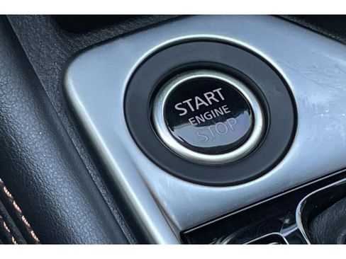 Used 2022 Nissan Sentra SR FWD image 30