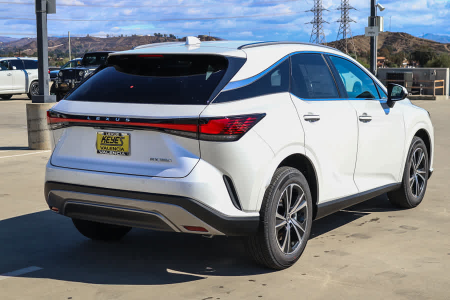 New 2026 Lexus RX 350 FWD w/ Accessory Package (2T) image 4
