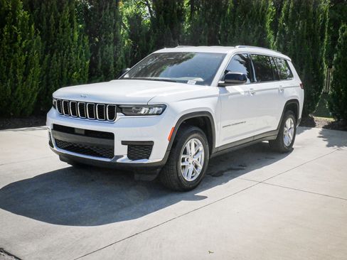 Used 2023 Jeep Grand Cherokee L Laredo w/ Luxury Tech Group I image 5