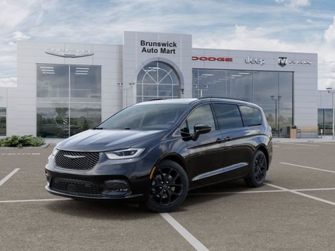 New 2026 Chrysler Pacifica Limited w/ S Appearance Package AWD/4WD image 1