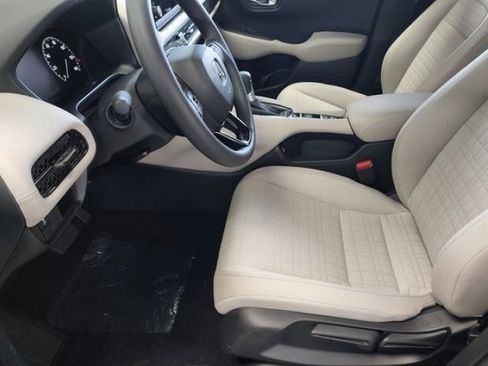 Used 2024 Honda HR-V LX image 18