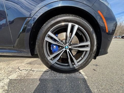 Used 2020 BMW X7 M50i image 22