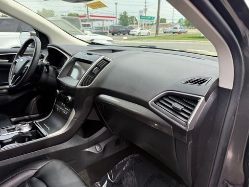 Used 2020 Ford Edge SEL w/ Convenience Package AWD/4WD image 30