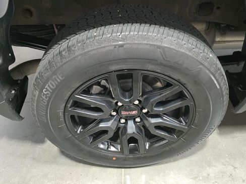 Used 2023 GMC Sierra 1500 Elevation image 23